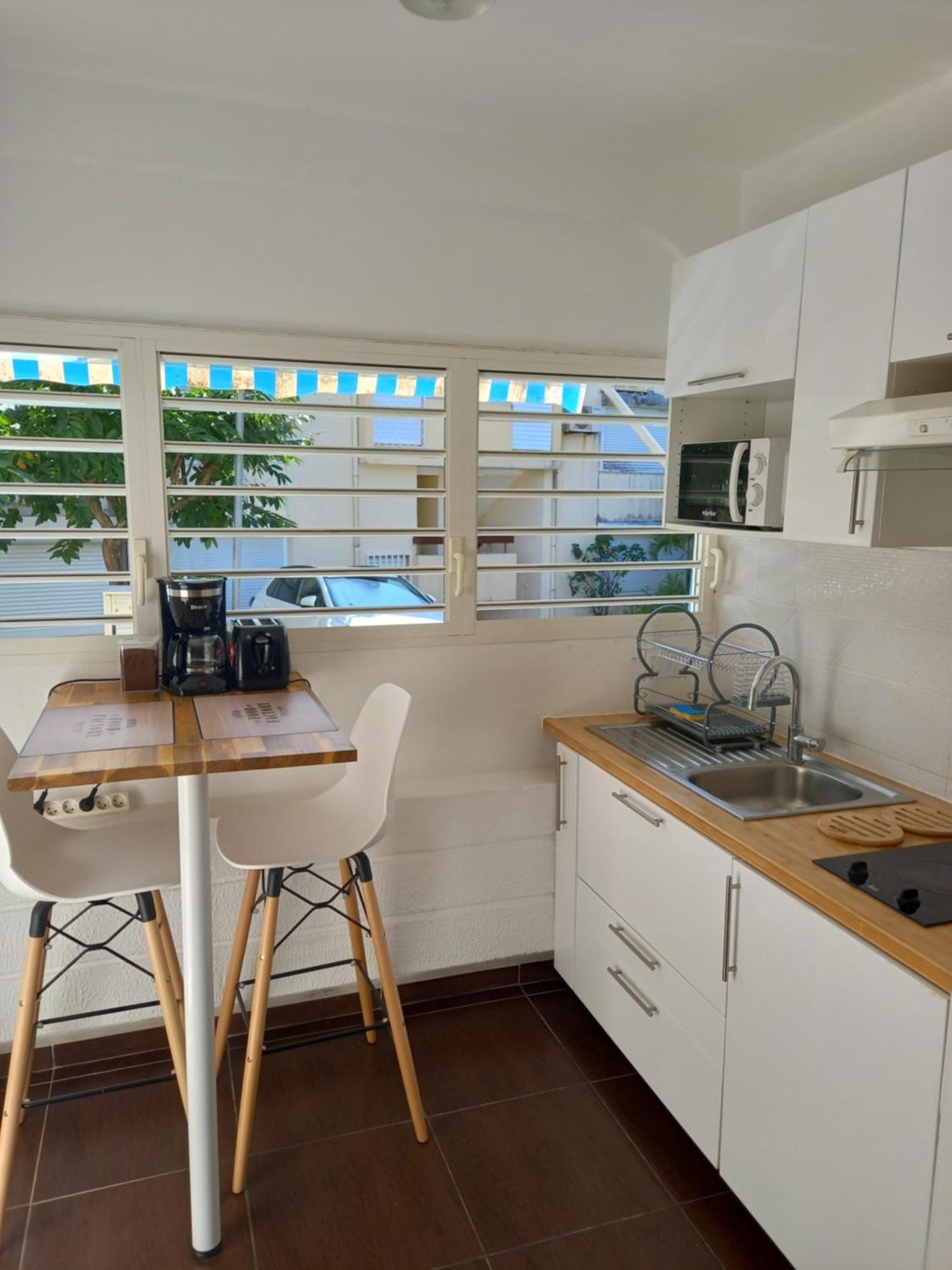 Le Studio Oncle Sam - Acces Piscine Et Plage Le Gosier  Eksteriør billede