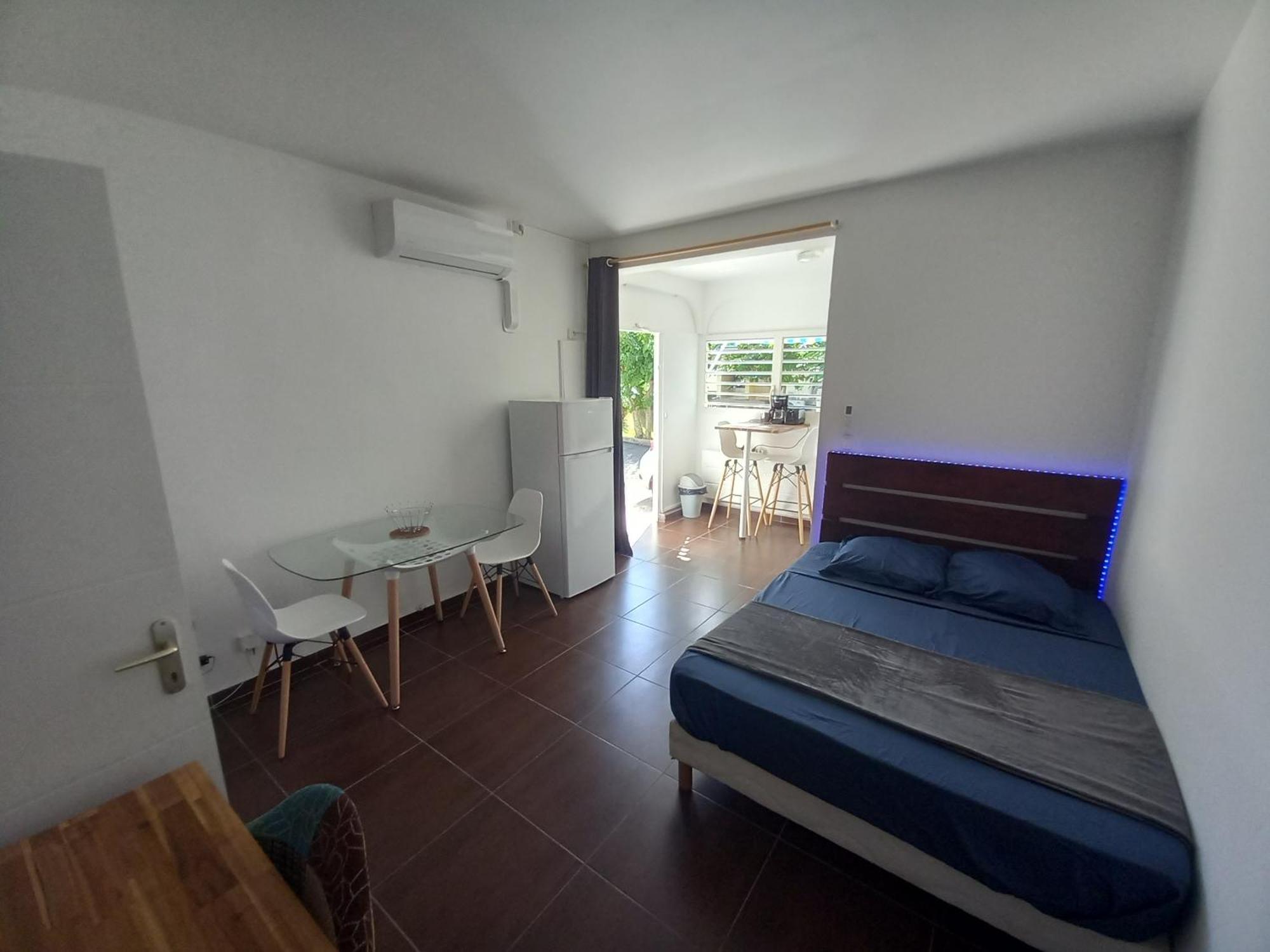 Le Studio Oncle Sam - Acces Piscine Et Plage Le Gosier  Eksteriør billede